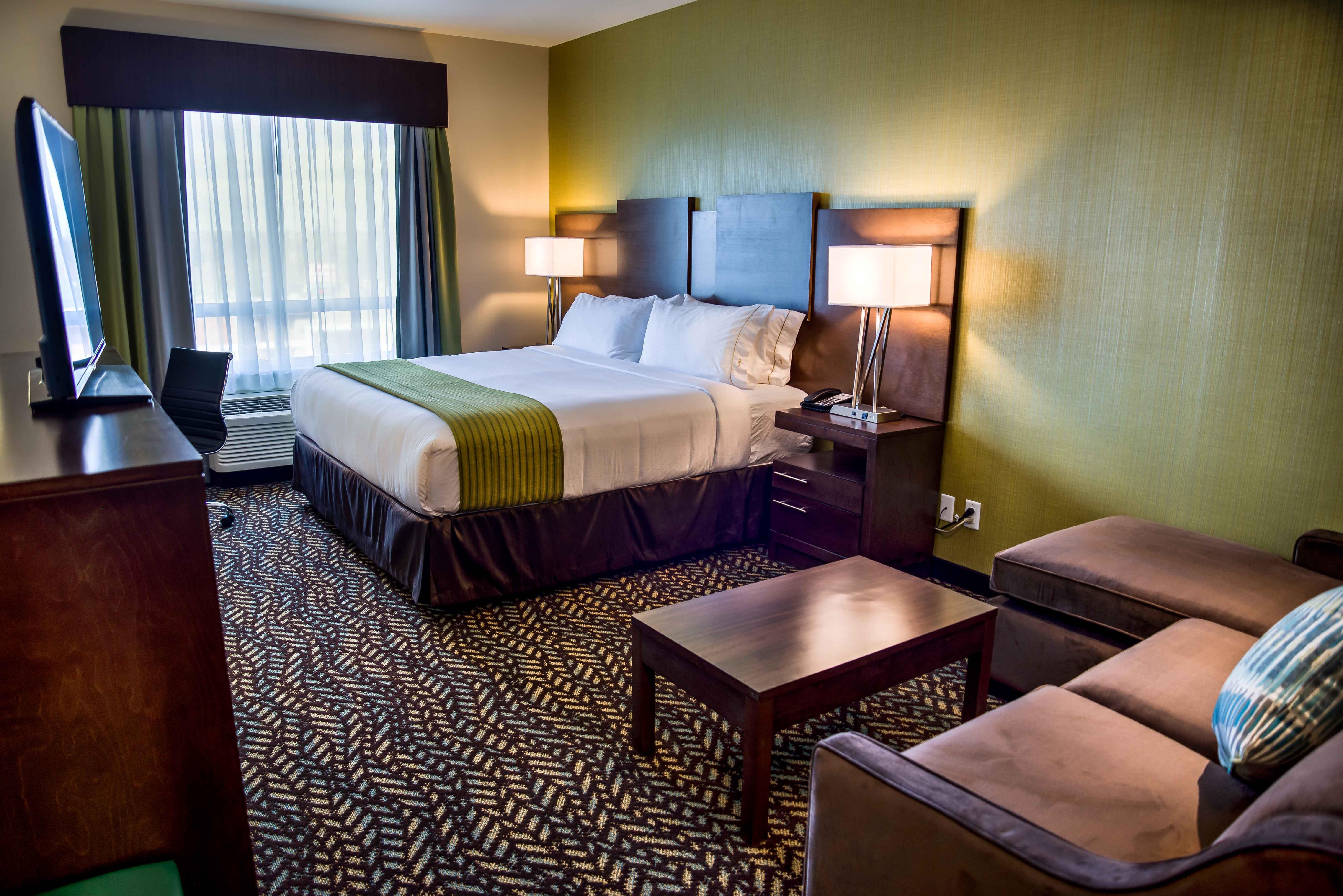 Holiday Inn Express & Suites Spruce Grove - Stony Plain By Ihg Extérieur photo