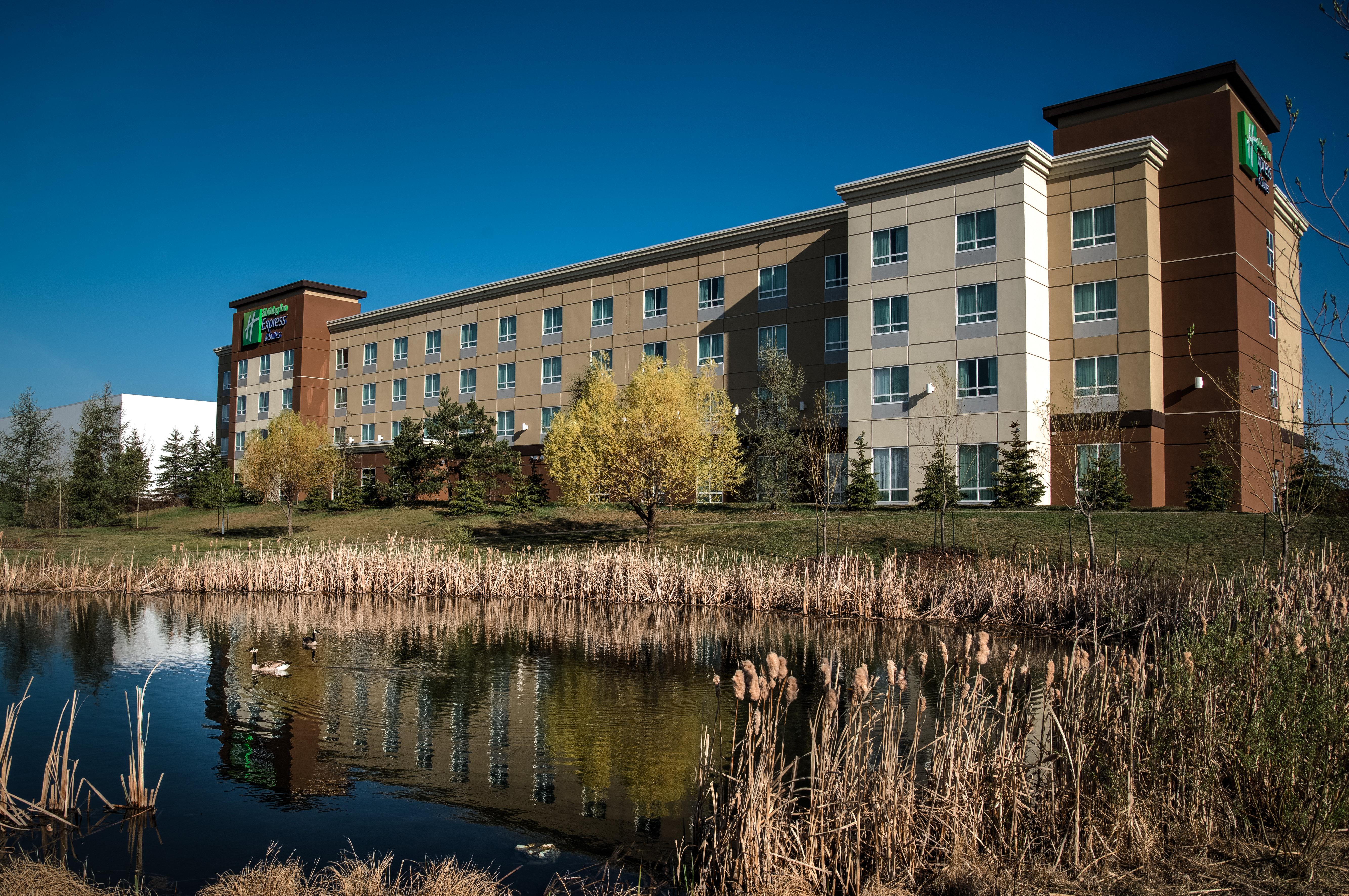 Holiday Inn Express & Suites Spruce Grove - Stony Plain By Ihg Extérieur photo